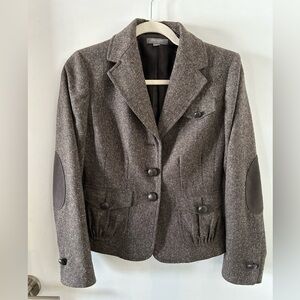 Ann Taylor wool blend blazer. Size 2P